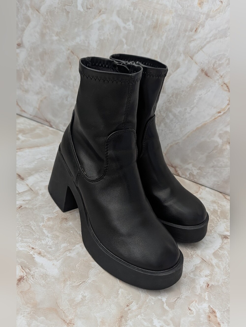Madden Girl Ankle Boots Black Platform Block Heel Lug Sole Woman's Sz 7 - Picture 2 of 13